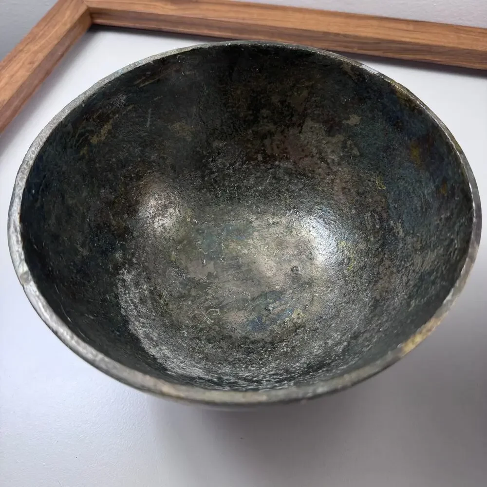 Set of 2 Pedestal Bowls Textured Brass Tone Gray Metal Round Shape Decorative